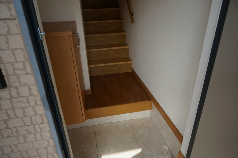 キャピタルハウス 玄関