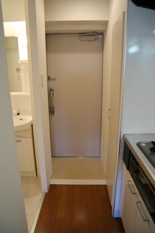 ビンシスターレット 玄関