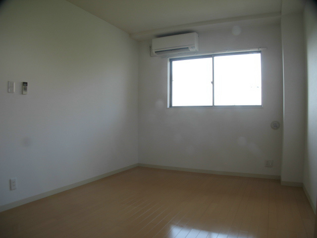 アーベントA ベッドルーム