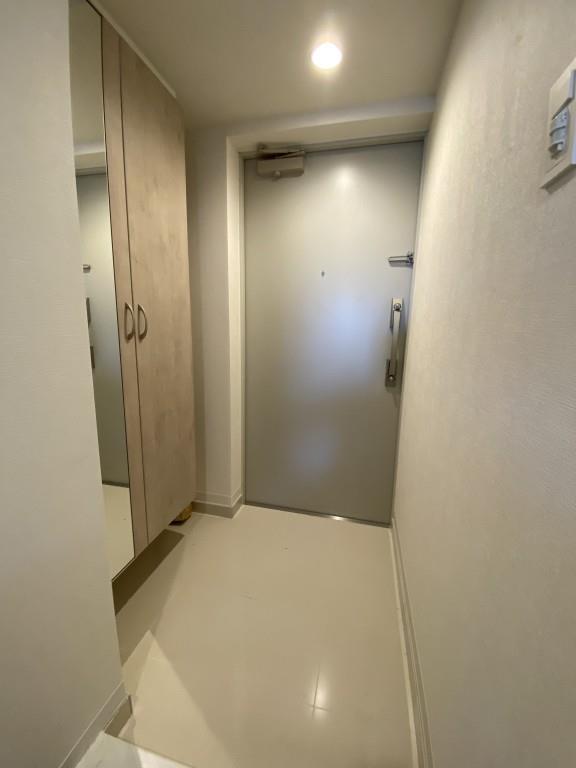 グランレーヴ東尾久 玄関