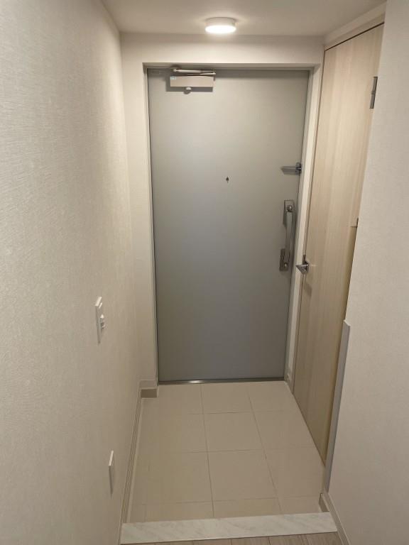 グランレーヴ東尾久 玄関