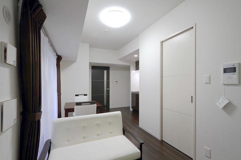 セイワパレス丸の内駅前 リビング