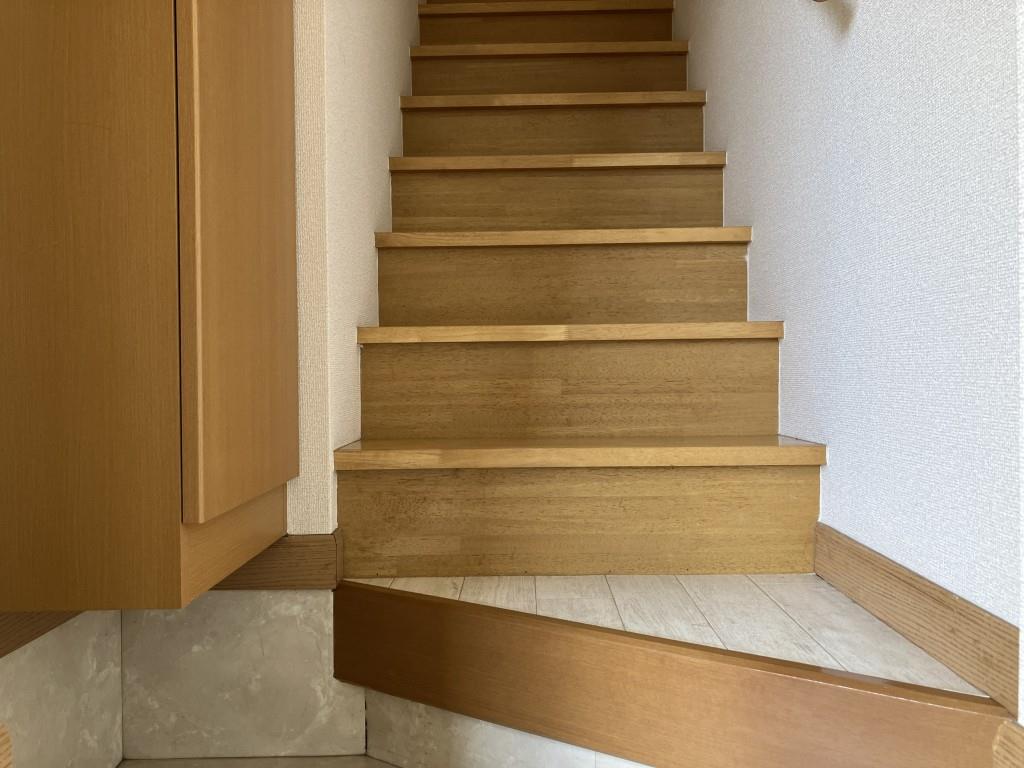 フォレスト江井島 玄関