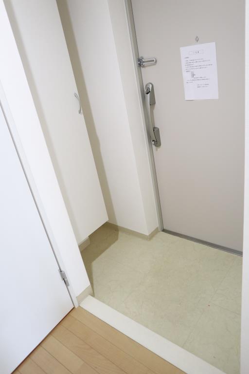 リュクス高輪台 玄関