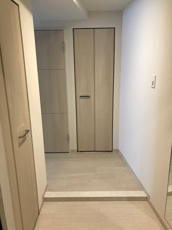 ファルマシアントアロード 玄関