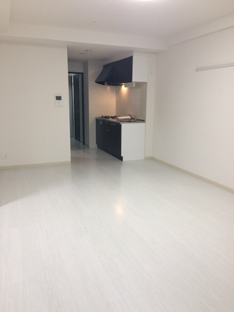 エル･イソベ三宮 リビング