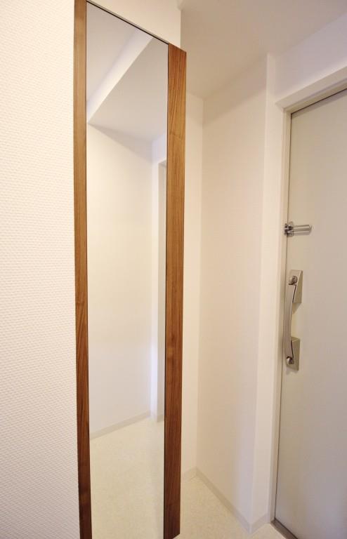 イート アパートメント ヴェリタス 玄関