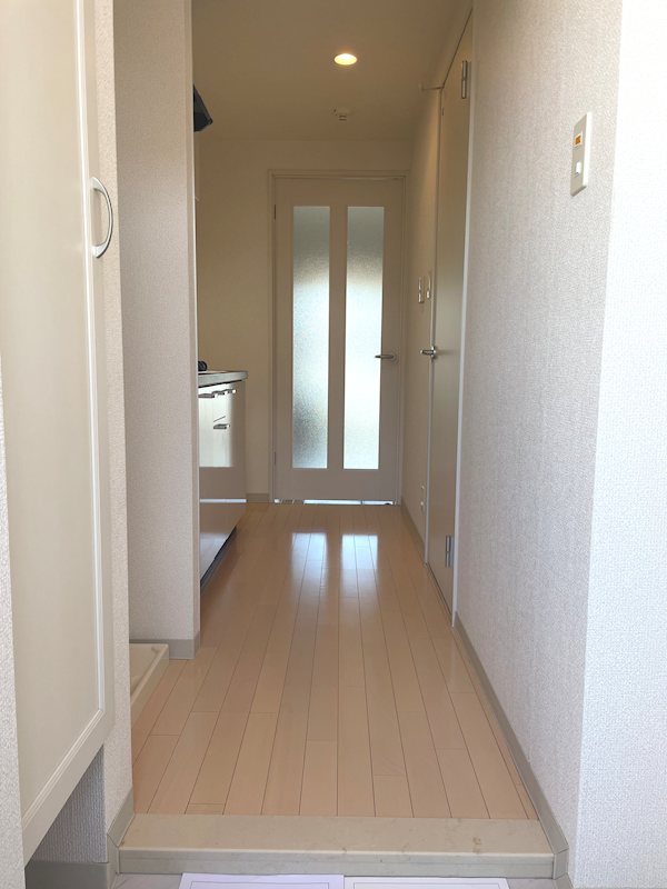 MFC(エムエフシー) 玄関