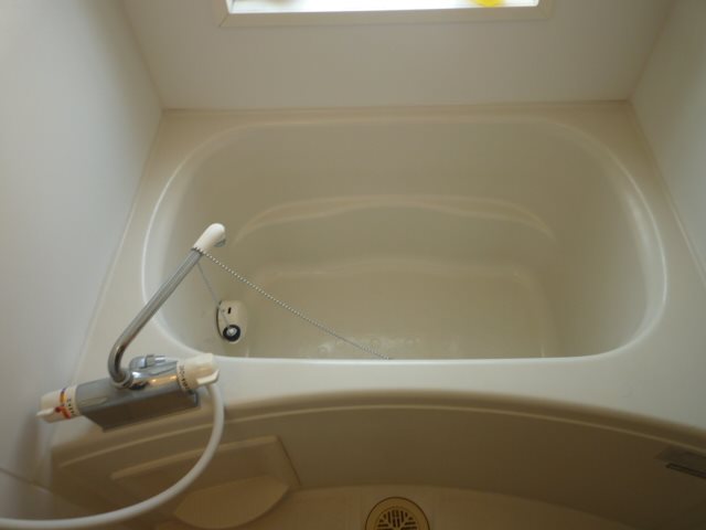 メゾン・アムール 風呂画像