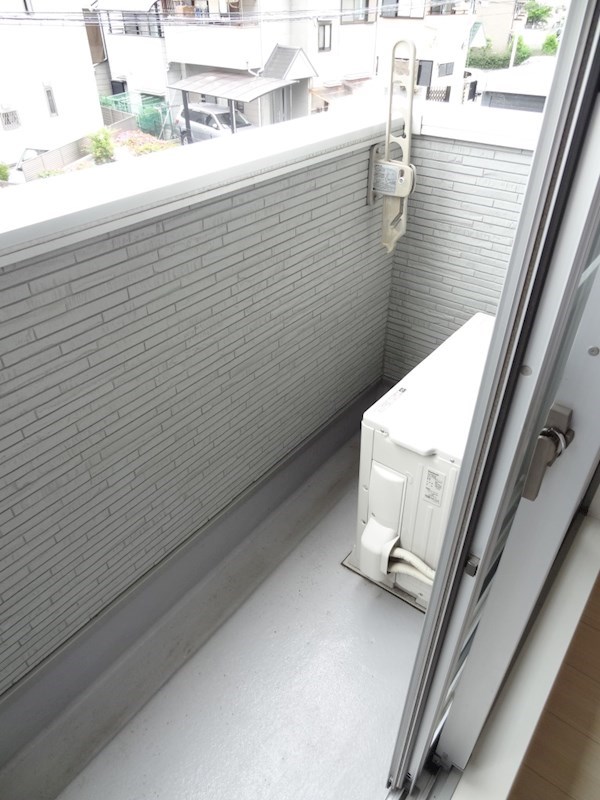 ドミールエモア ベランダ