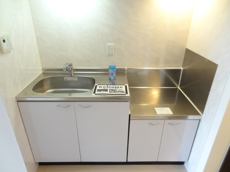 ドミール・エモア その他6