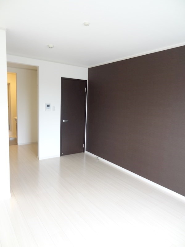 ドミール・エモア ベッドルーム