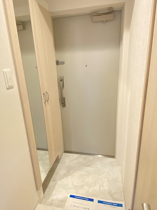 レガシー横濱 玄関