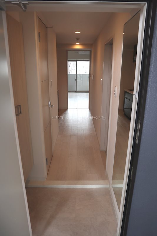 deww（デュウー） 玄関