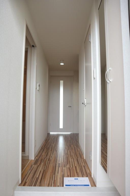 エルシオン 玄関