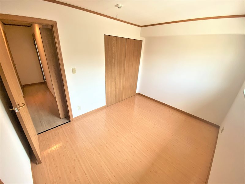 フローラ上津台Ⅱ番館 ベッドルーム