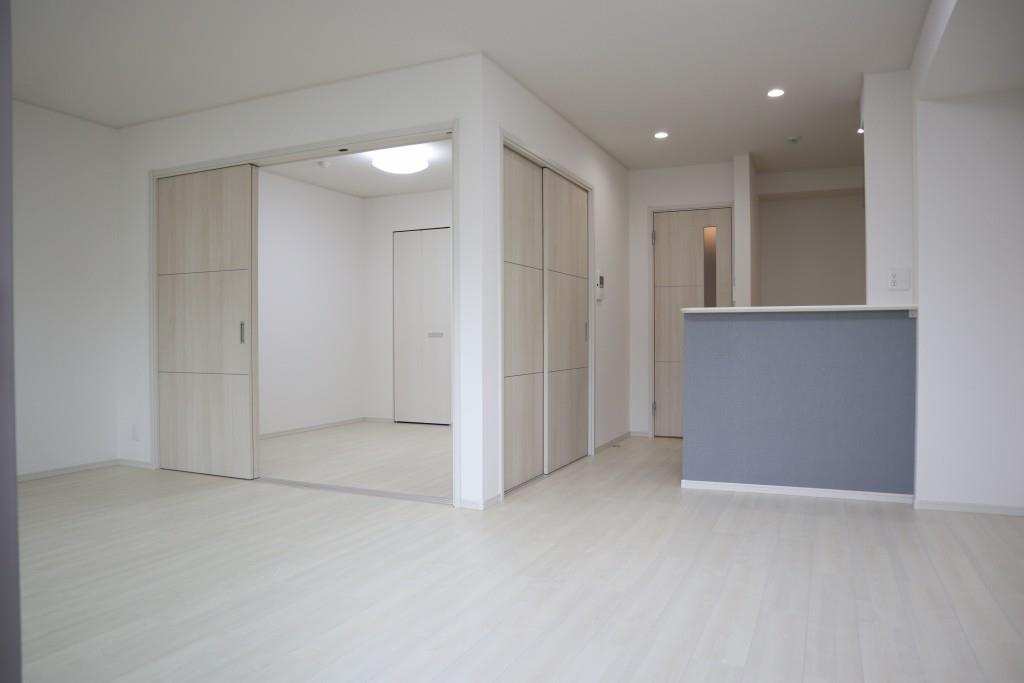 フレール緑地公園アネックス リビング