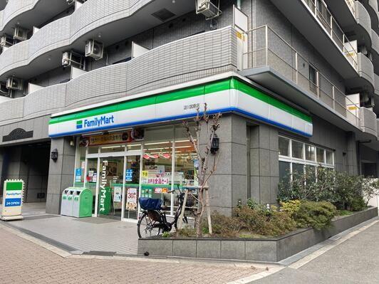 ドゥ セレニテ コンビニ