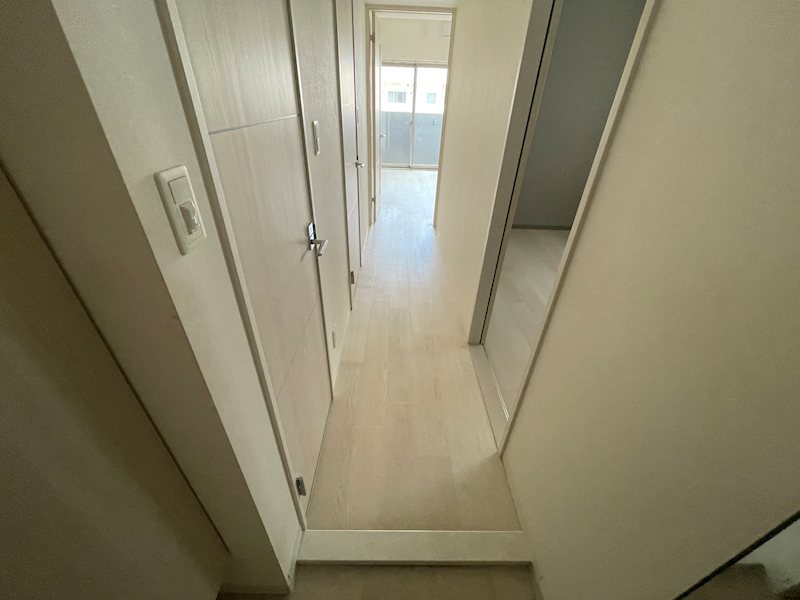 urbano iris（ウルバーノイリス） 玄関