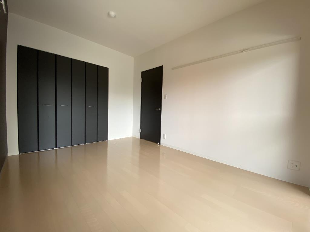 インペリアル弦巻 ベッドルーム