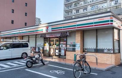 メゾン・ラ・マージュ コンビニ