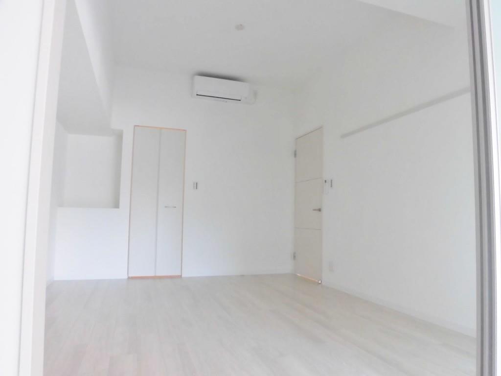 フレール江坂レジデンシャル ベッドルーム