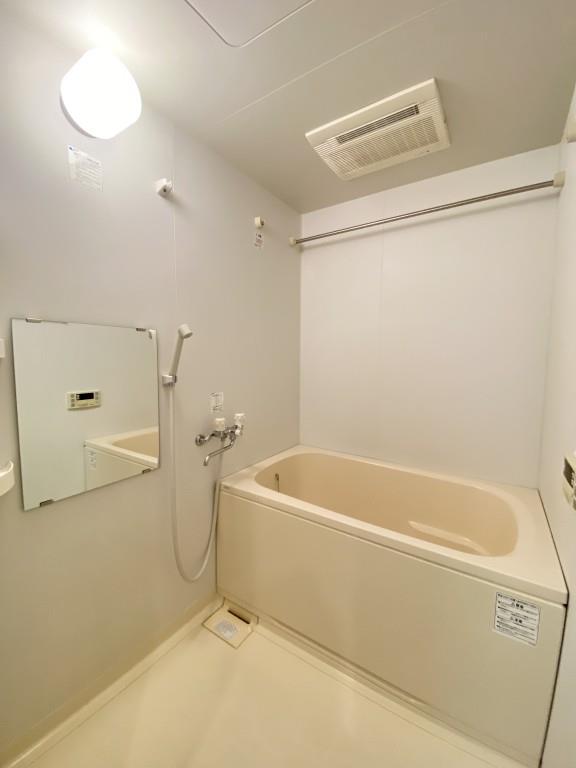 クリスタルコート 風呂画像