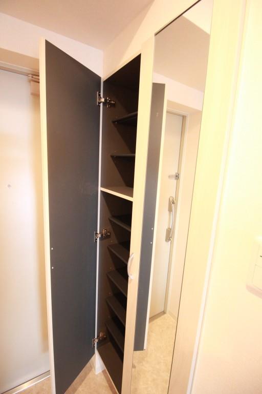 シャルマンミューズ 玄関