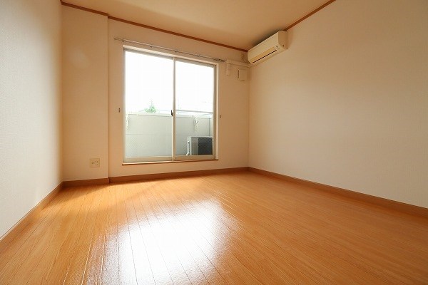 ヴィラージュ上鳥羽口 リビング