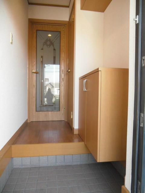 アムール魚住 玄関