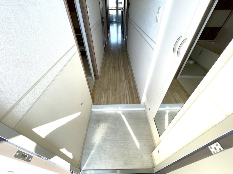 グレイス京橋 玄関