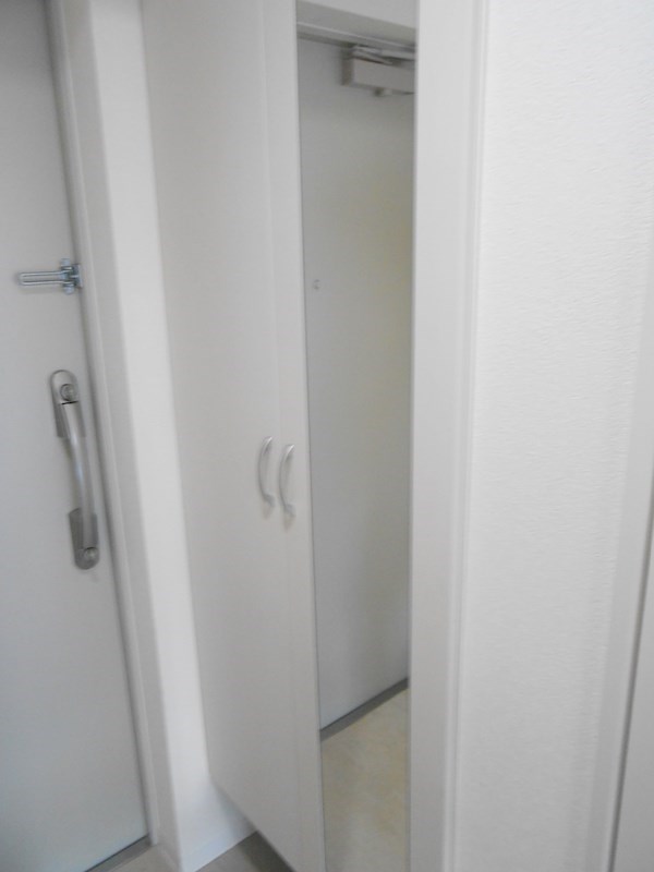 タウンコート御園 玄関