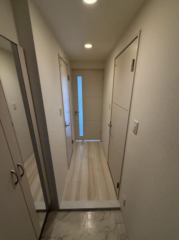 プラシード新町 玄関