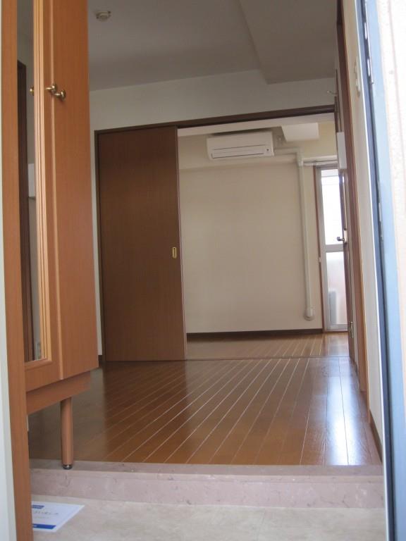 エルミタージュ 玄関