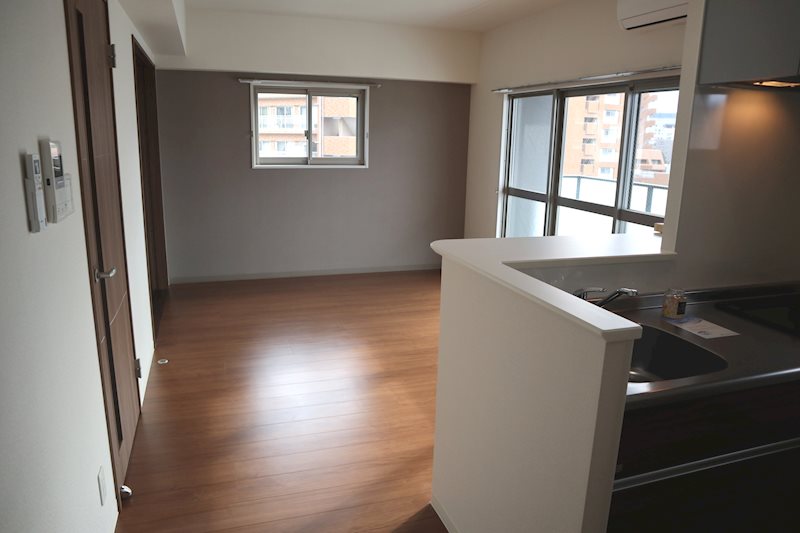 グランシャリオ諏訪野 リビング