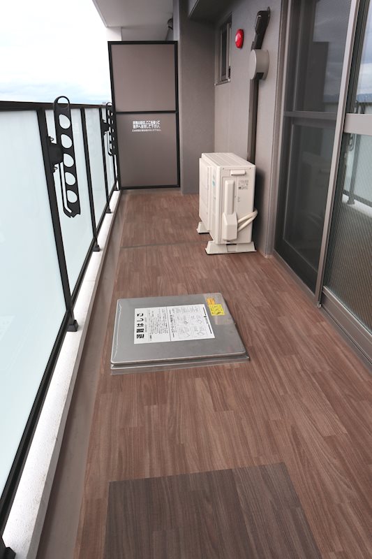 グランシャリオ諏訪野 ベランダ