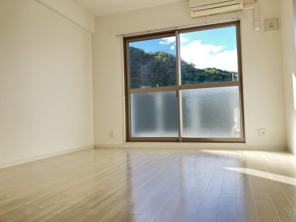 ツルトスコⅡ番館 リビング