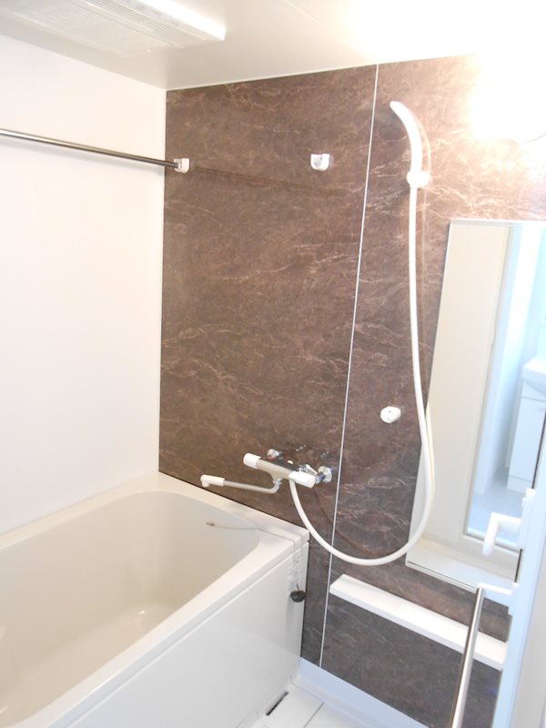 ア レーズ 風呂画像