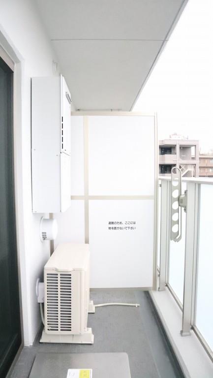 Cleyera　ROKA ベランダ