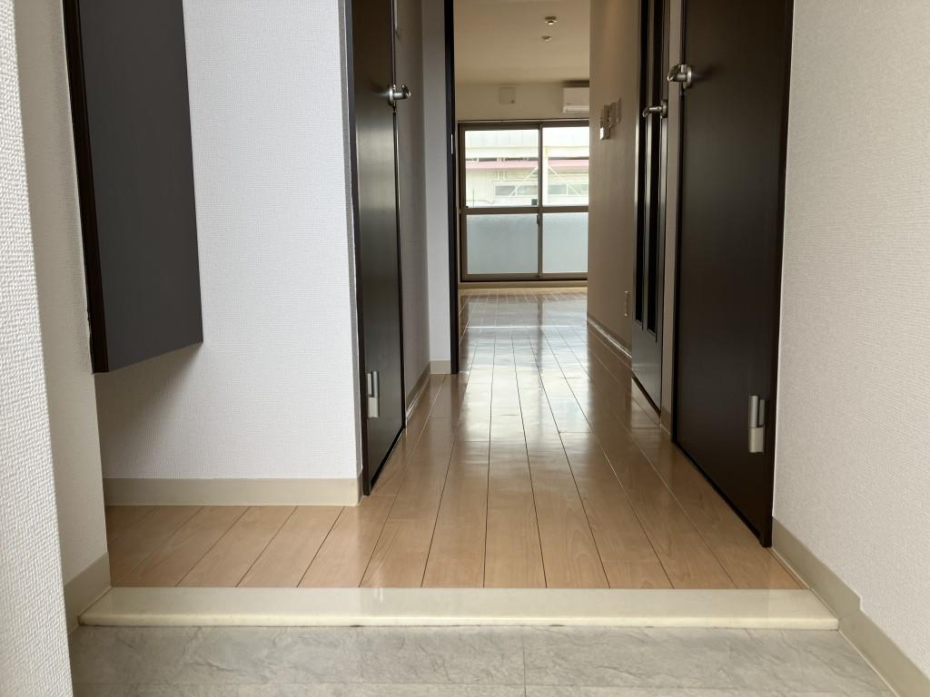 サン・フローリッシュ 玄関