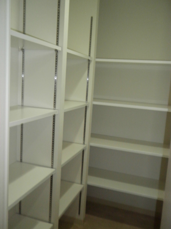 フロイデ川添 玄関