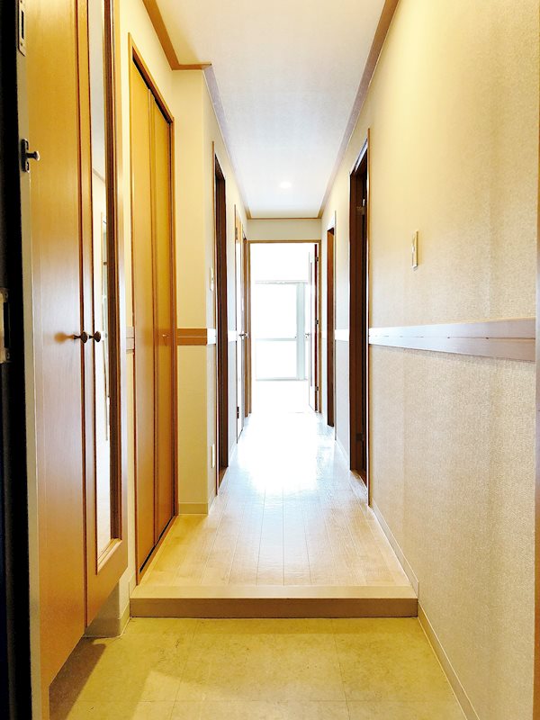 ハピネス昆陽池 玄関