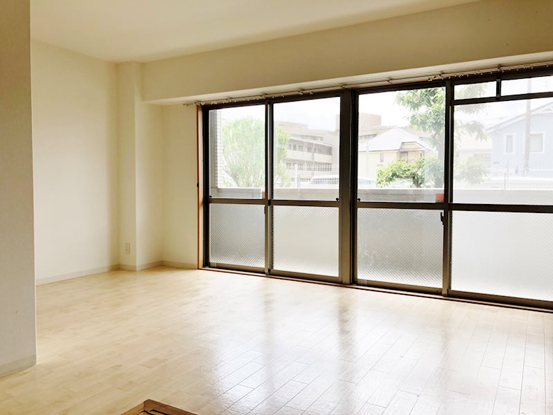 ハピネス昆陽池 リビング