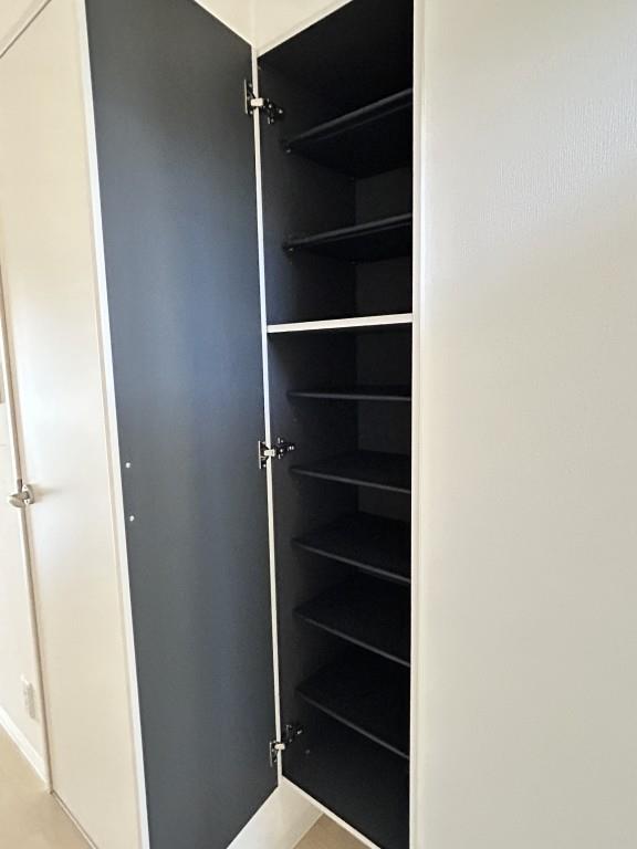 ラフィネット 玄関