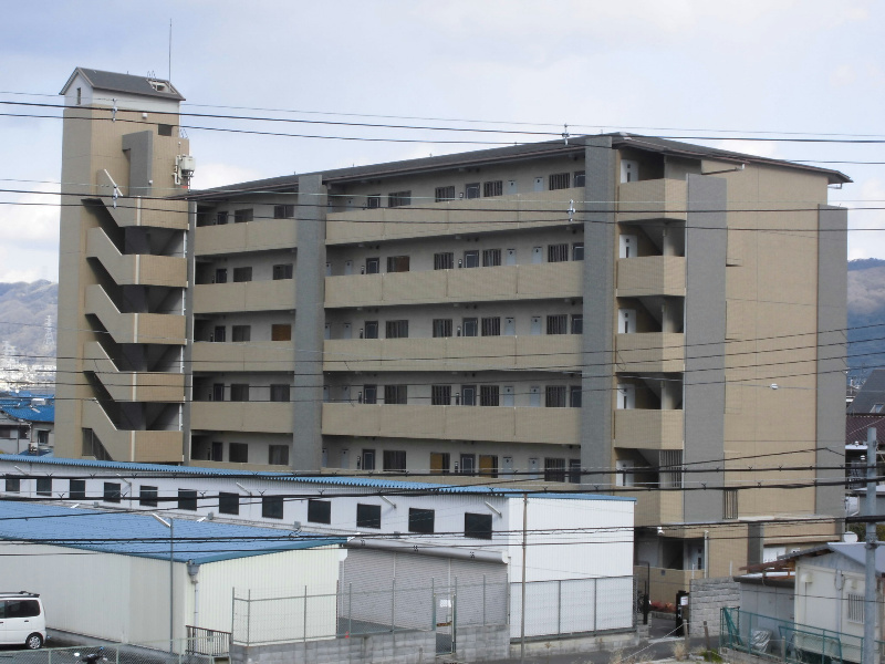 ヴィブレ・ムライ 403号室 外観