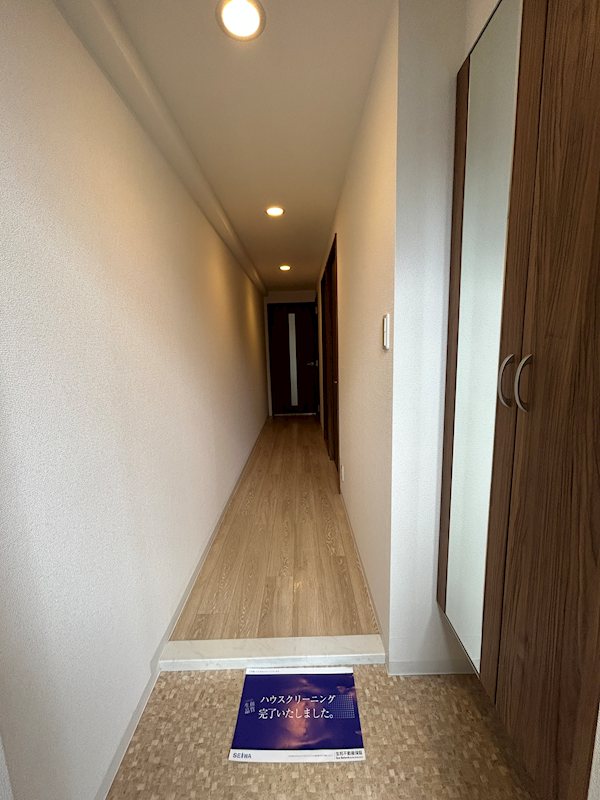 サナップ難波東 玄関