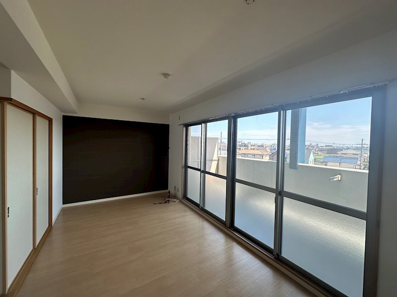 ヴィラ安堂寺Ⅱ リビング