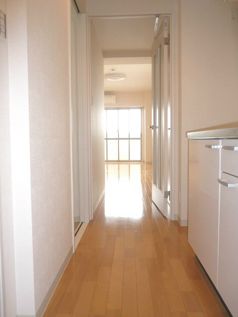 ラ・ヴェルジェ 玄関