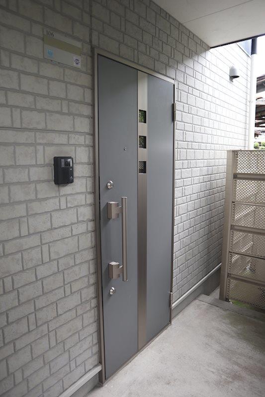 メディオ エス 玄関