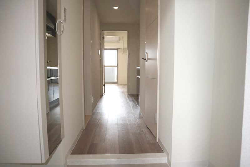 エスカルコート 玄関